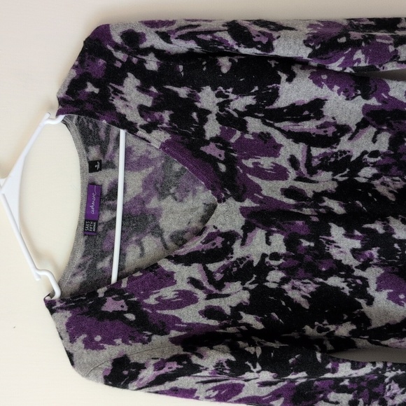 Saks Fifth Avenue Womens Small 100% Cashmere Sweater Purple V-Neck Office Dressy - Picture 3 of 8